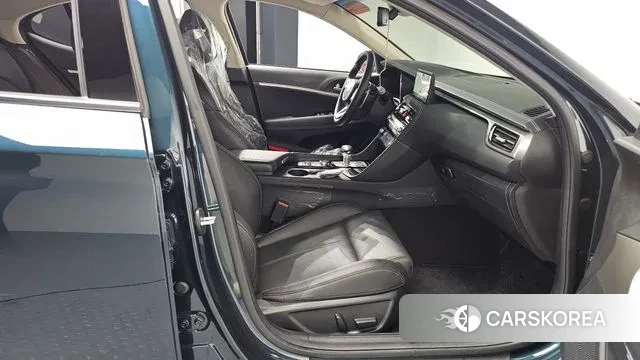 Genesis The New G70 id 3634121 из Кореи 20