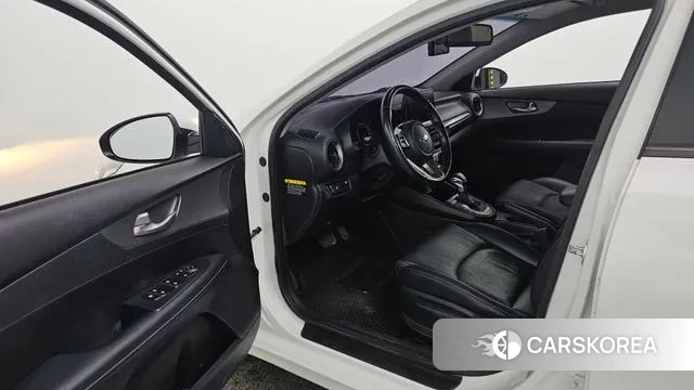 Kia Come New K3 id 3672768 из Кореи 20