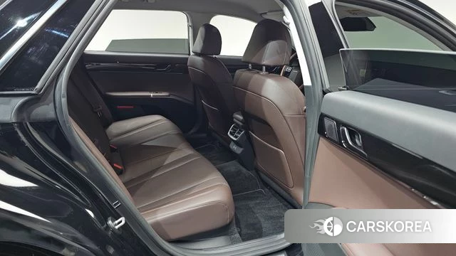 Hyundai Grandeur (GN7) id 4488439 из Кореи 35