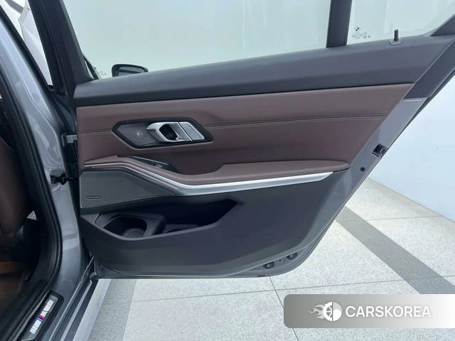 BMW 3 series id 4254014 из Китая 37
