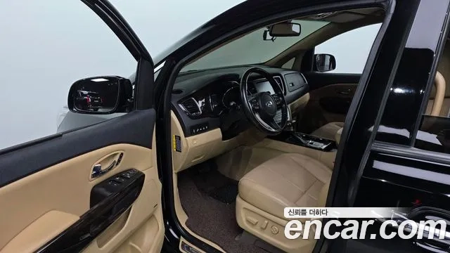 Kia The New Carnival id 2917546 из Кореи 20