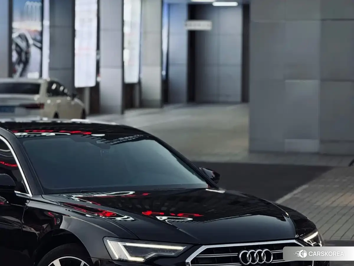 Audi A6L id 4548065 из Китая 20