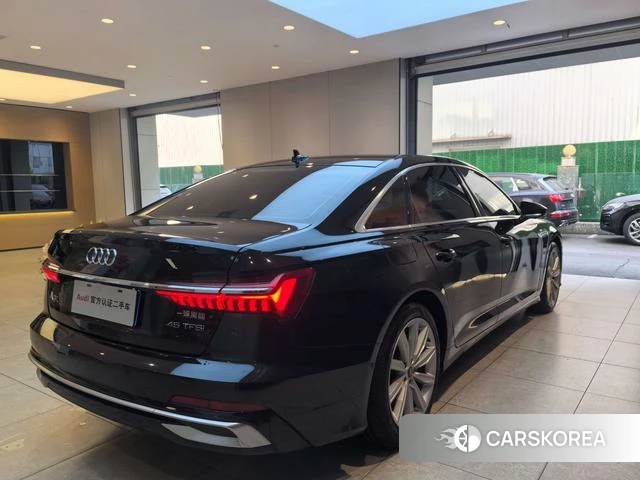 Audi A6L id 4276692 из Китая 14