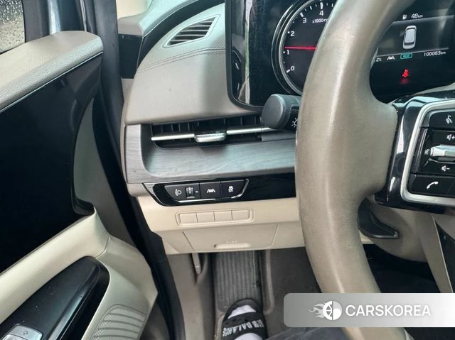 Kia Carnival 4th generation id 3911048 из Кореи 13