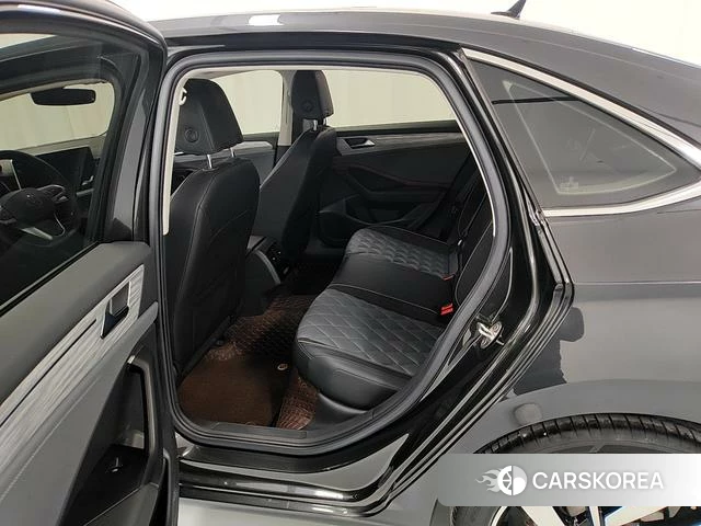 Volkswagen Sagitar id 4211501 из Китая 20