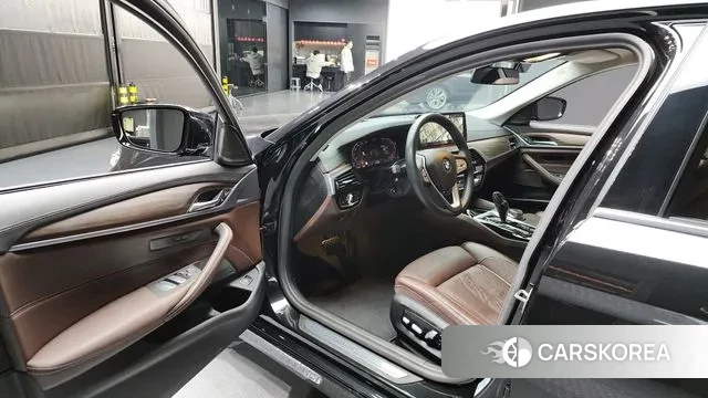 BMW 5 Series (G30) id 3462468 из Кореи 20