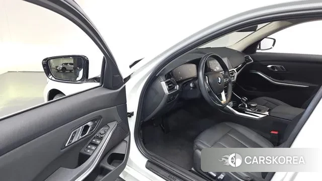 BMW 3 Series (G20) id 3469470 из Кореи 20