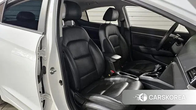 Hyundai Avante AD id 3193588 из Кореи 20