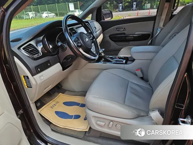 Kia The New Carnival id 3188289 из Кореи 20