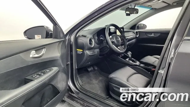 Kia Come New K3 id 2860606 из Кореи 20