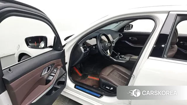 BMW 3 Series (G20) id 3116812 из Кореи 20