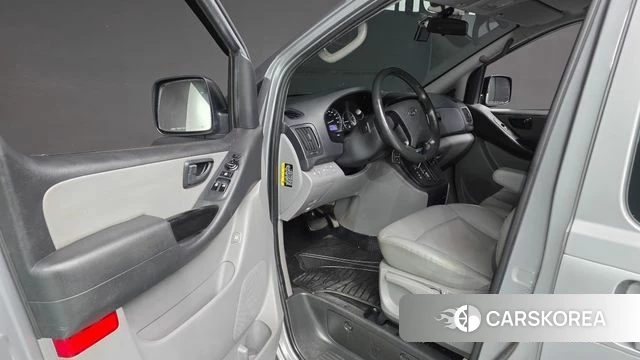 Hyundai The New Grand Starex id 4520279 из Кореи 28