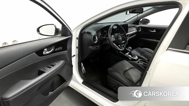 Kia The New K3 2nd generation id 3891917 из Кореи 20