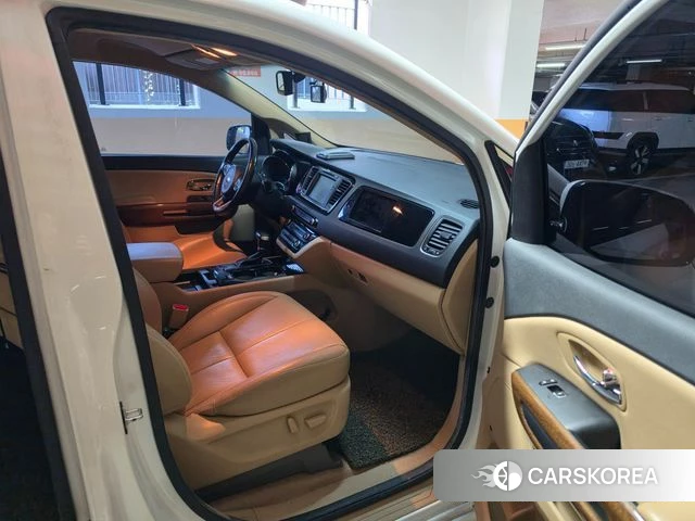 Kia All New Carnival id 4751455 из Кореи 20
