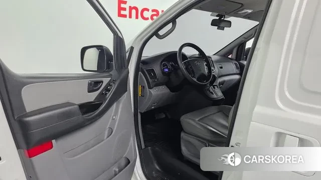 Hyundai The New Grand Starex id 3474485 из Кореи 20