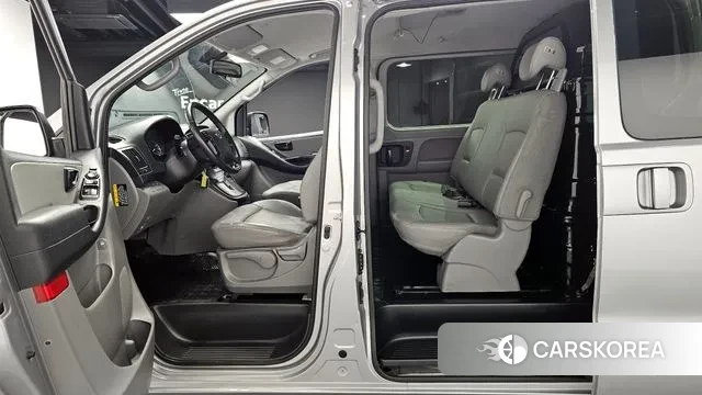 Hyundai The New Grand Starex id 3778197 из Кореи 20