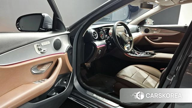Mercedes-Benz E-Class W213 id 4351333 из Кореи 30