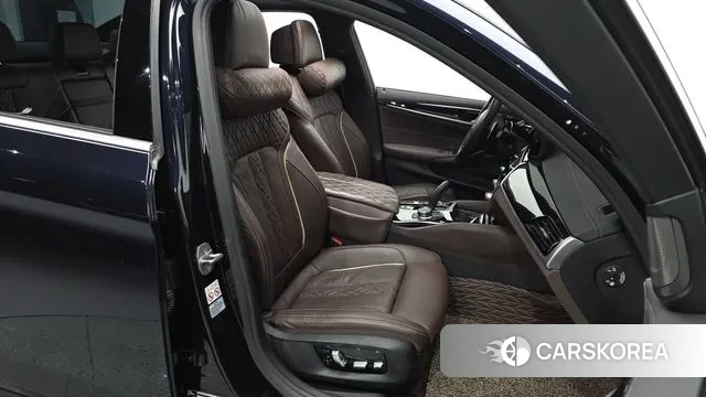 BMW 5 Series (G30) id 3675724 из Кореи 20