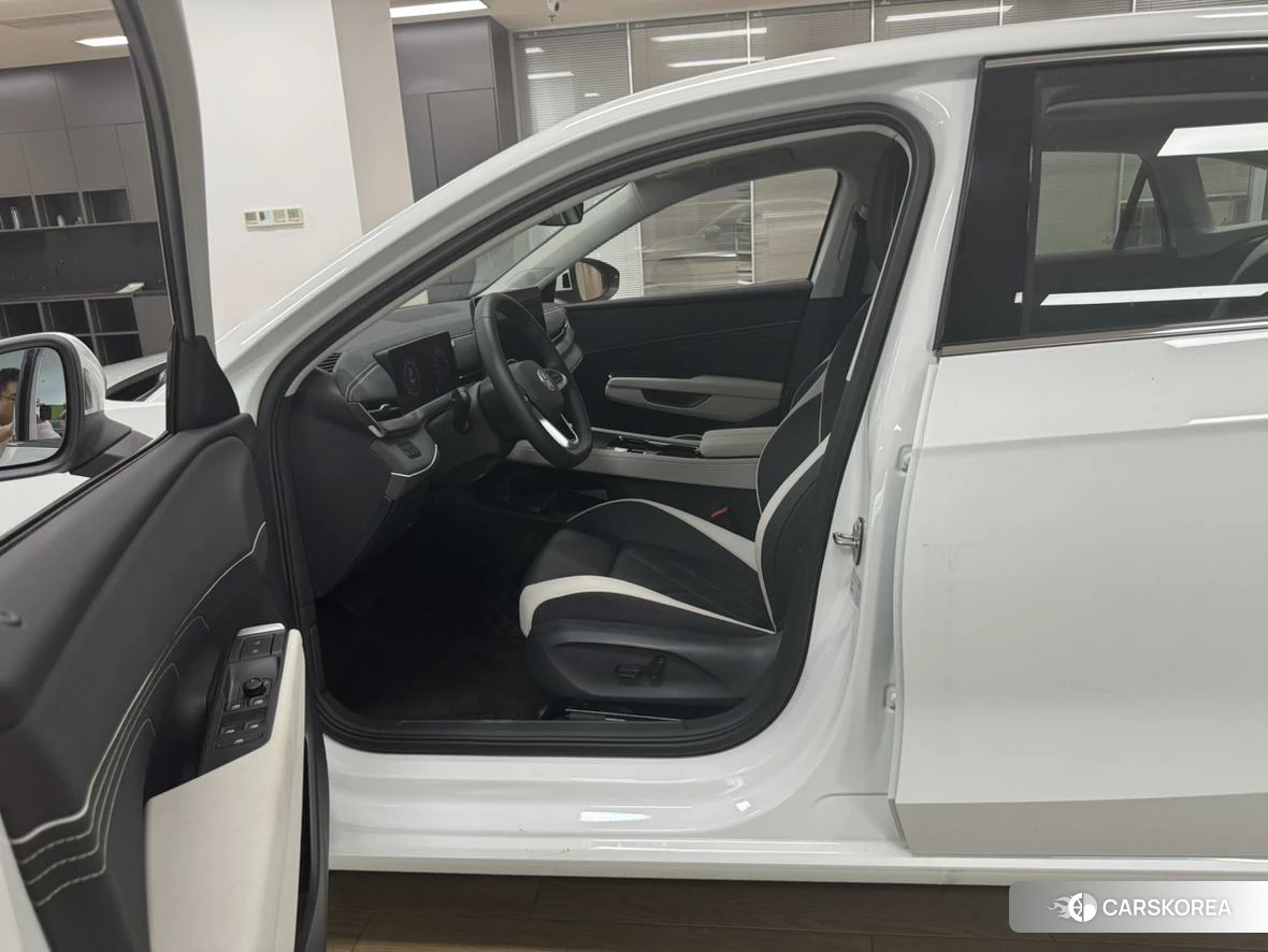 Volkswagen Sagitar id 4440480 из Китая 10