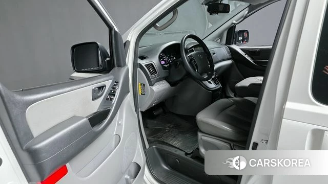 Hyundai The New Grand Starex id 3795939 из Кореи 20