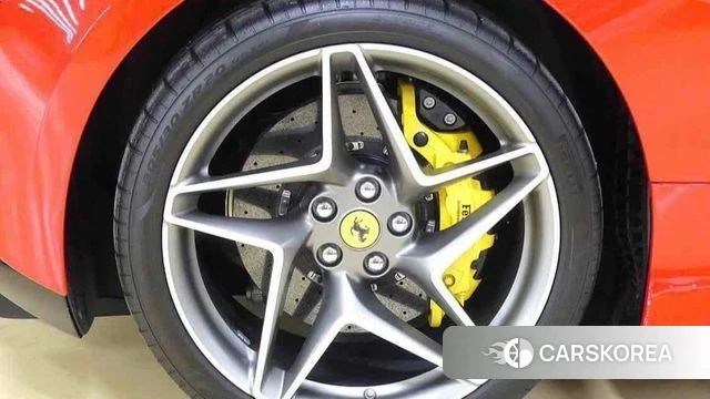 Ferrari F8 Spider id 4303169 из Кореи 20