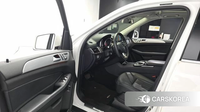 Mercedes-Benz GLE - Class W166 id 4615338 из Кореи 34