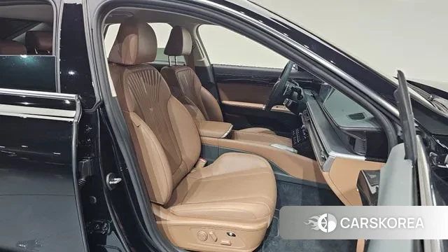 Hyundai Grandeur Hybrid (GN7) id 3322416 из Кореи 20