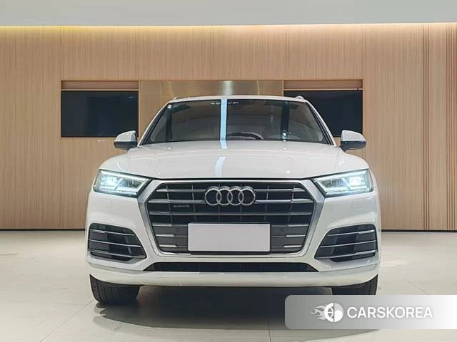 Audi Q5L id 4254412 из Китая 19