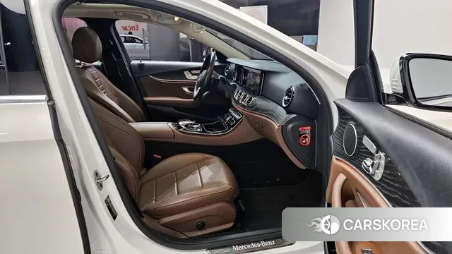 Mercedes-Benz E-Class W213 id 3573493 из Кореи 20