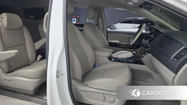 Kia The New Carnival id 3631311 из Кореи 20