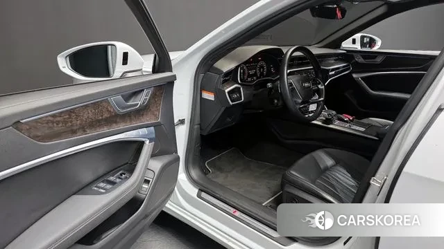 Audi A6 (C8) id 3685904 из Кореи 20