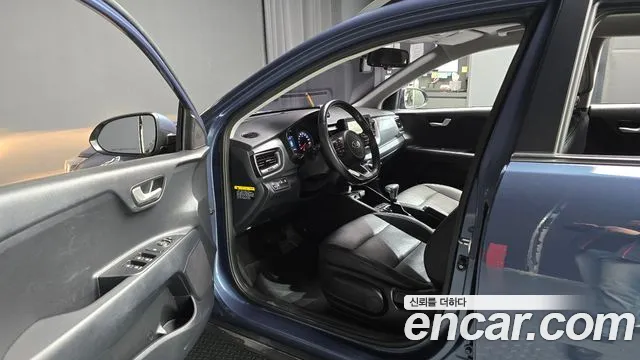 Kia Stonic id 2493034 из Кореи 20