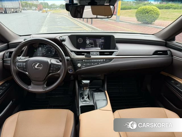 Lexus ES id 4279404 из Китая 10