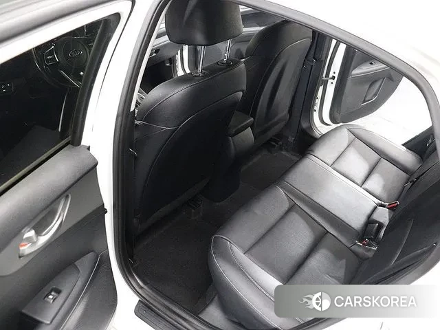 Kia Come New K3 id 3557424 из Кореи 20