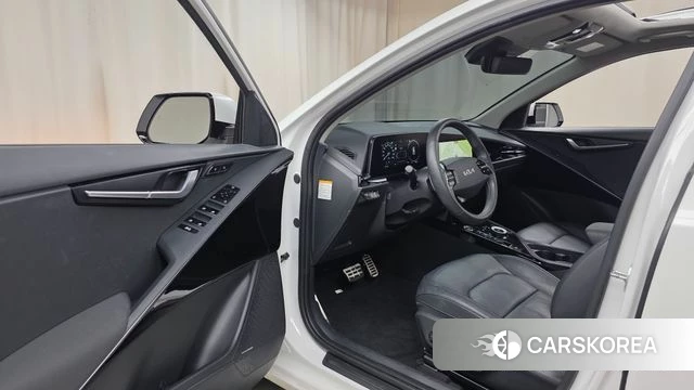 Kia Di Ol Nu Niro id 4541367 из Кореи 32