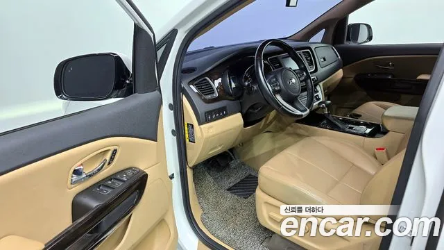 Kia The New Carnival id 2827007 из Кореи 20