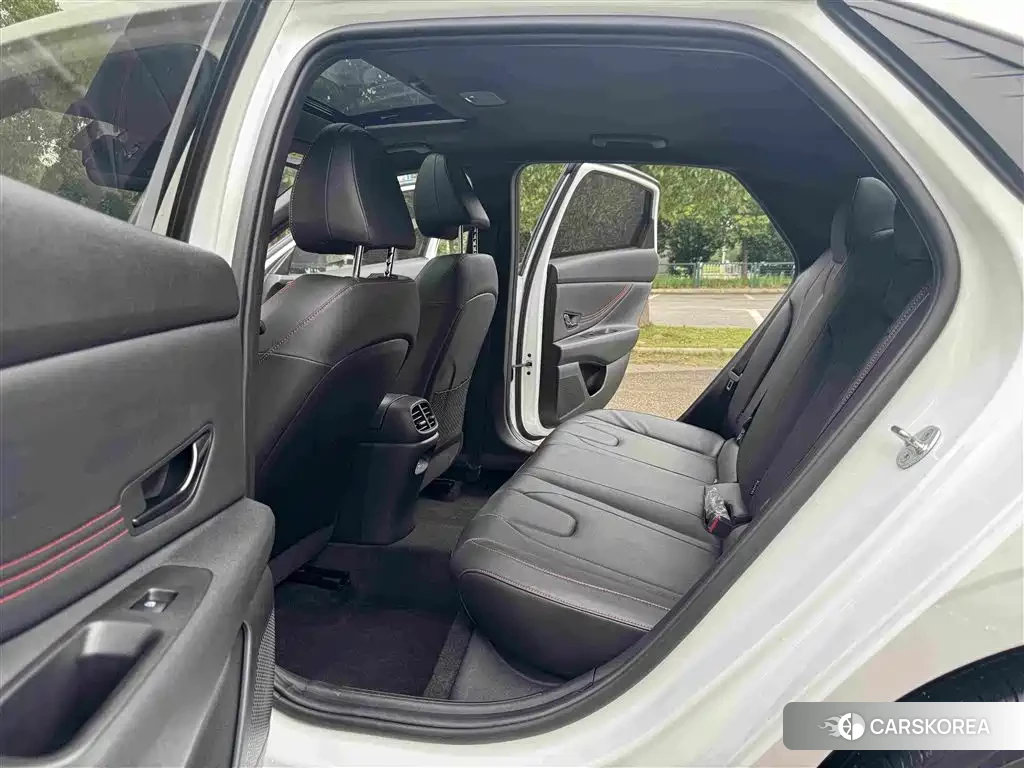 Hyundai Elantra id 4553735 из Китая 35