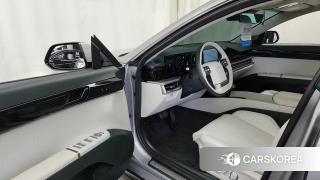 Hyundai Grandeur (GN7) id 4433050 из Кореи 36