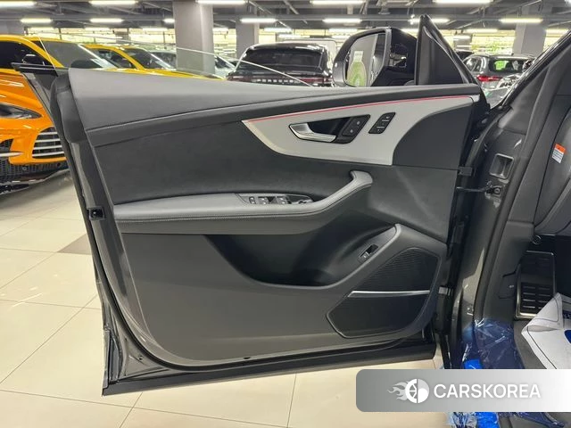 Audi Q8 (4M) id 4527384 из Кореи 14
