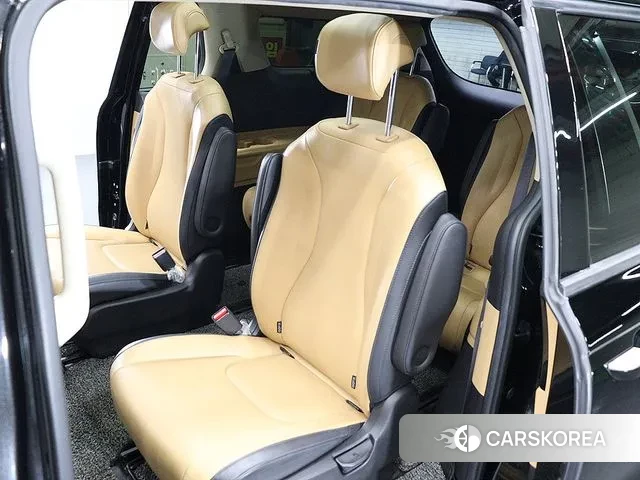 Kia Carnival 4th generation id 3595353 из Кореи 20