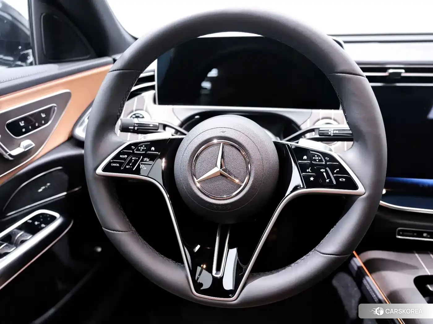 Mercedes-Benz E-Class id 4617139 из Китая 26