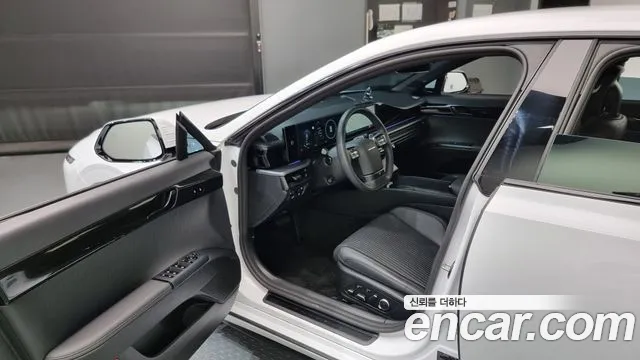 Hyundai Grandeur (GN7) id 2713216 из Кореи 20