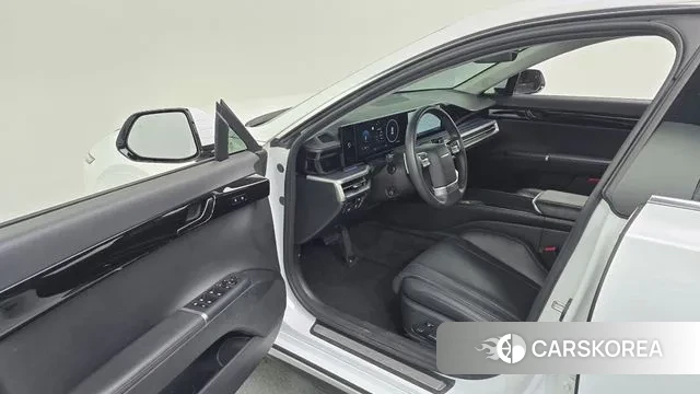 Hyundai Grandeur (GN7) id 3131792 из Кореи 20