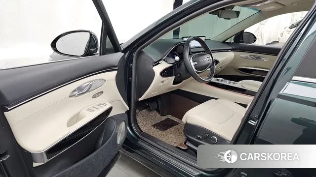 Genesis GV70 id 3519295 из Кореи 20