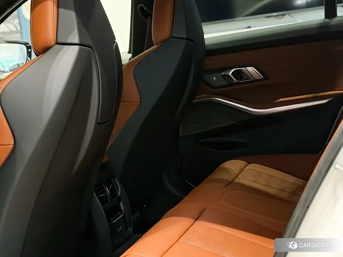 BMW M3 id 4589438 из Китая 24