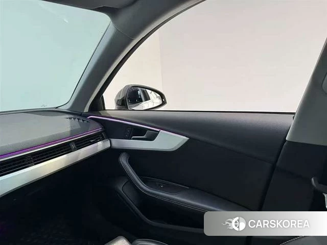 Audi A4L id 4290303 из Китая 15