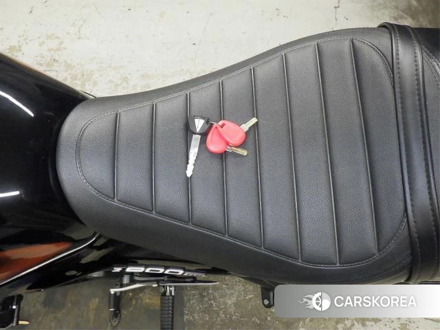 Kawasaki Z900RS CAFE id 3949140 из Японии 34
