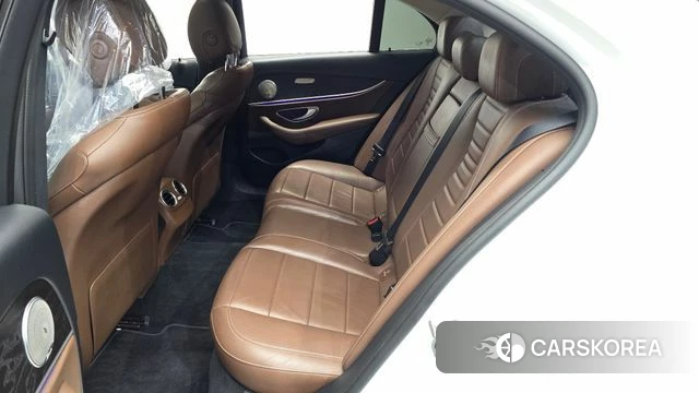 Mercedes-Benz E-Class W213 id 4873368 из Кореи 31