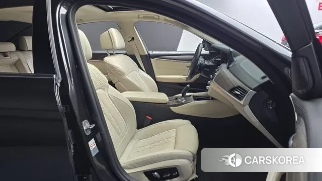 BMW 5 Series (G30) id 2985912 из Кореи 20