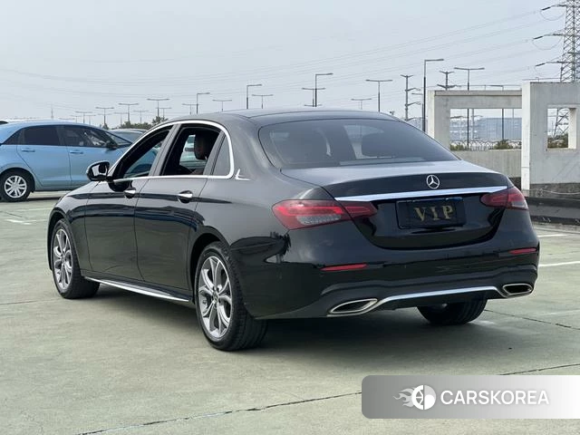 Mercedes-Benz E-class id 4313855 из Китая 16